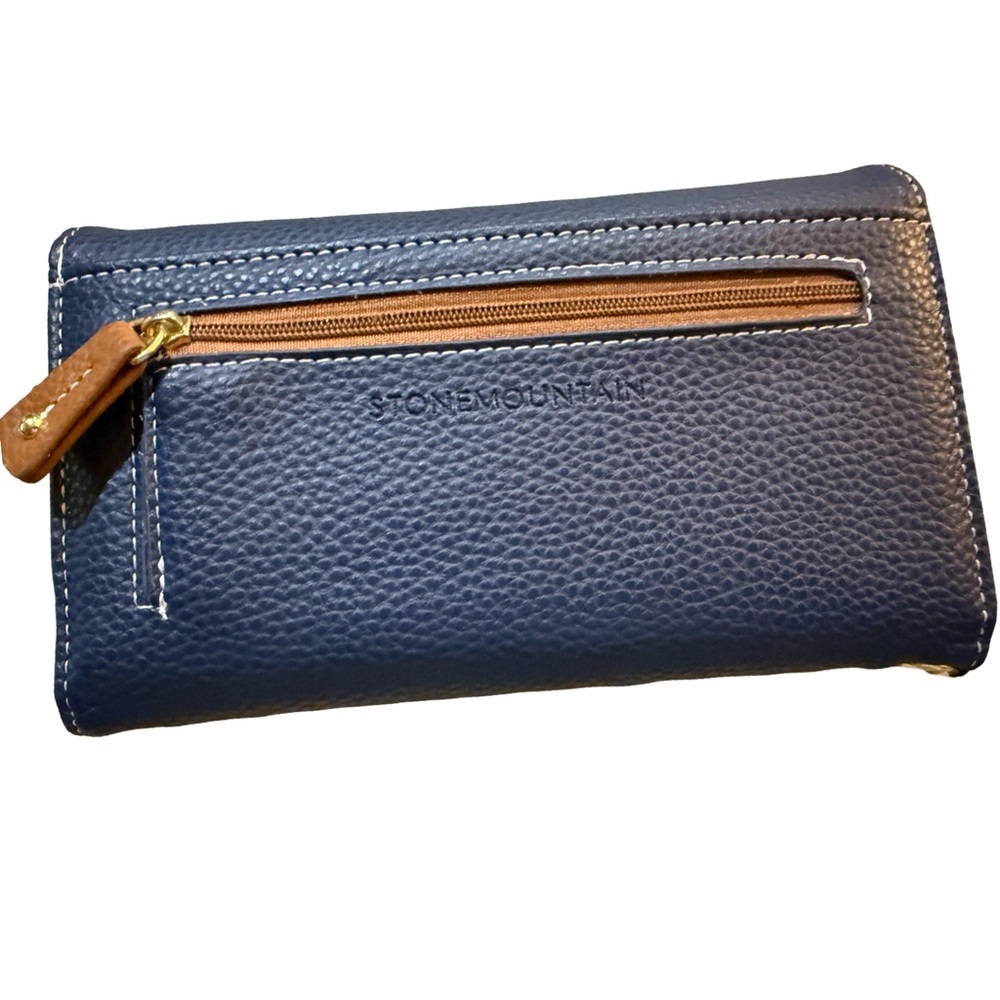 Stone Mountain Leather Navy Tan Wristlet Wallet NWT $68 trifold ID window card - Picture 6 of 9
